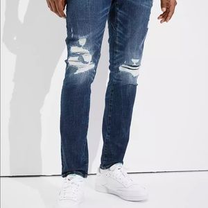 (3) Jeans Hollister and Levi